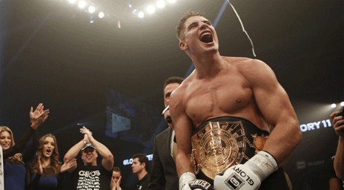 Prince devient Roi au Glory 11 GLORY 11 resultats et videos