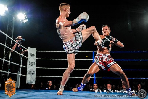 SITTICHAI impose Australie