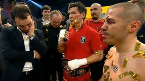 Vidéo Batu KHASIKOV bat Mike ZAMBIDIS