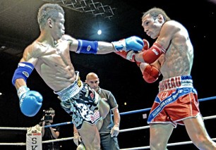 Best Of Siam FAUVEAU KO BOUGHANEM abandonne SANA vainqueur