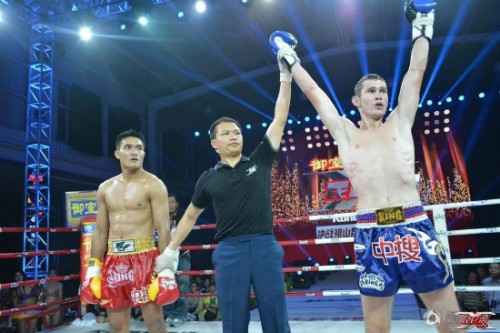 KEM incline au Kunlun Fight