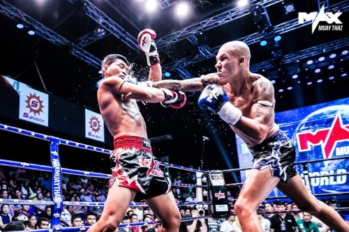 Samy SANA fait match nul au MAX MUAY THAI