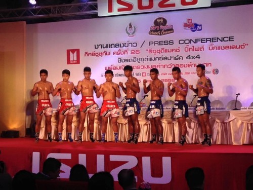 Vidéo DIESELLEK Uddonmuang passe finale tournoi ISUZU