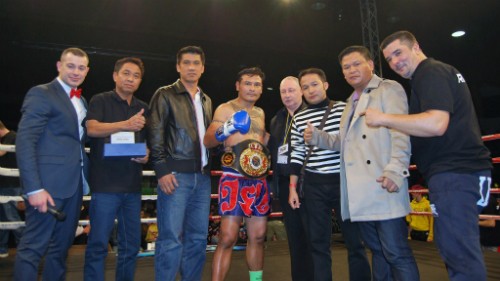 SAIYOK et ARMIN prennent ceinture Italie