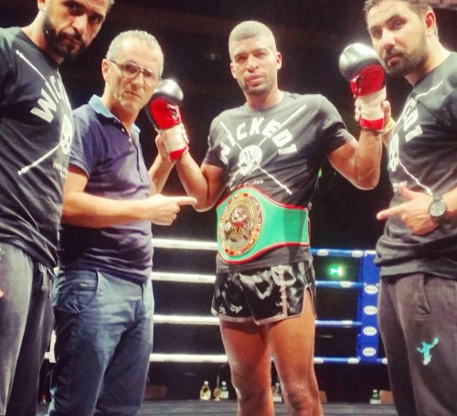 Wendy ANNONAY toujours champion d Europe WBC
