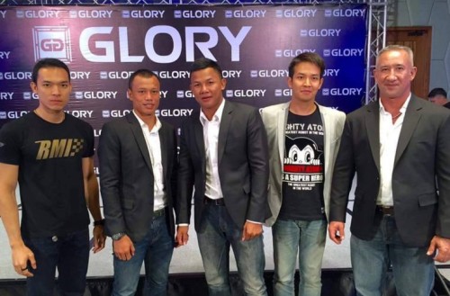 THONGCHAI et PETPANOMRUNG signent avec GLORY