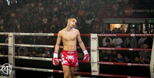Deniz DEMIRKAPU 100% pieds poings