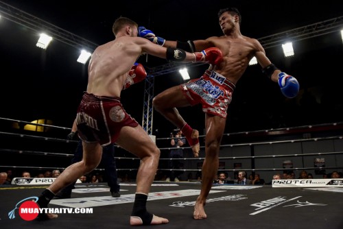 vainqueurs imposent patrons à Warrior Night