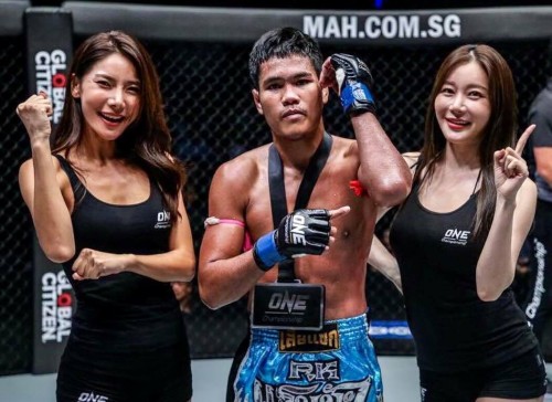 Vidéos MUANGTHAI et Giorgio PETROSYAN victorieux au ONE CHAMPIONSHIP