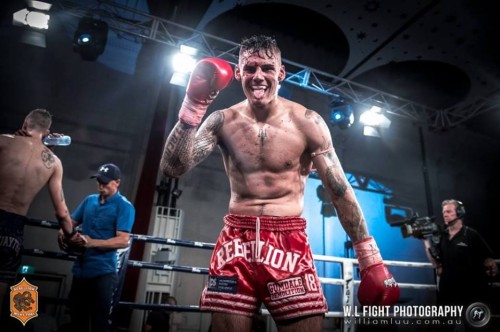 Vidéo Victoire guerrier pour Toby SMITH