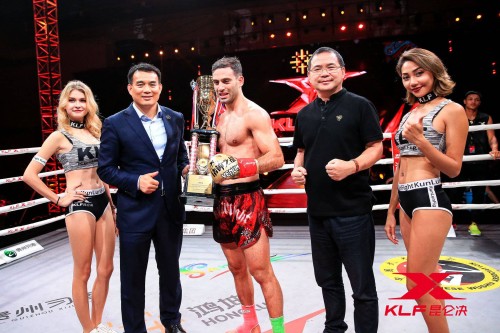 Vidéos Yohann DRAI remporte tournoi KUNLUN FIGHT
