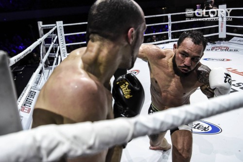Vidéos GLORY 52 VAN ROOSMALEN toujours champion