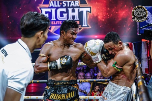 Vidéo BUAKAW retrouve victoire avec autorité