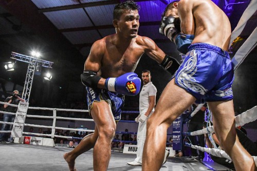 Cambodge l emporte sur France au RAHU FIGHT