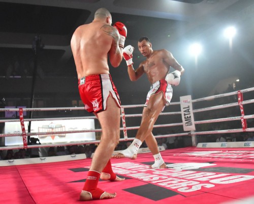 KALACHNIKOFF et KRYKLIA champions monde WAKO à Monaco
