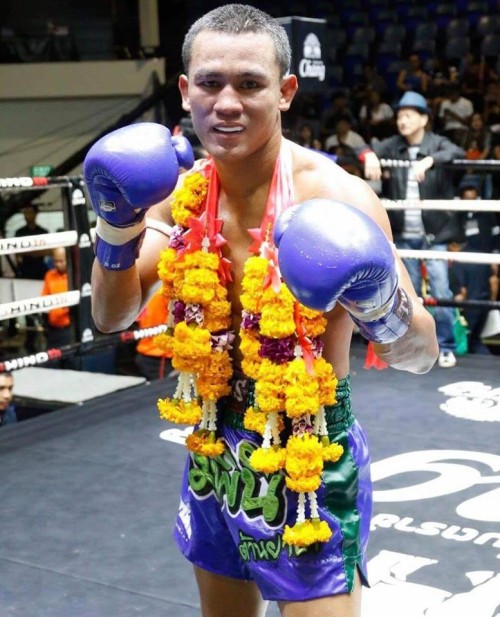 SEKSAN bat MUANGTHAI pour quatrième fois