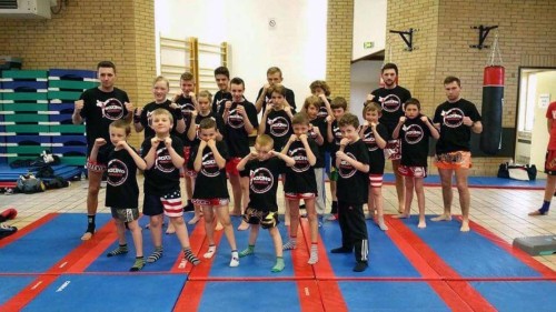 club 100 % Muay Thaï AS BOXING MORBECQUE poursuit son ascension