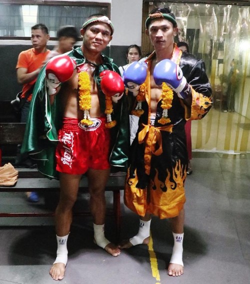 Vidéos SEKSAN et Chadd COLLINS battus au Rajadamnern