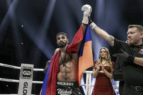 GLORY 69 GRIGORIAN conserve sa ceinture victoire pour SUSPERREGUI défaite pour MOUSSADAK