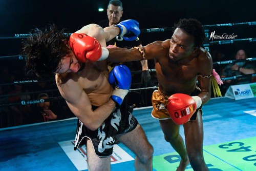 Vidéo Prince JUNIOR impose contre Rayan MEKKI