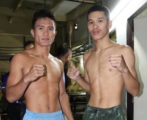 Vidéos JOMTHONG et PANPAYAK gagnent par KO au Rajadamnern