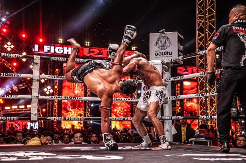 Vidéos THAI FIGHT BETONG