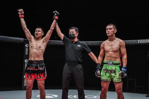 Vidéo SAGETDAO vainqueur au ONE pour son retour au Muaythai