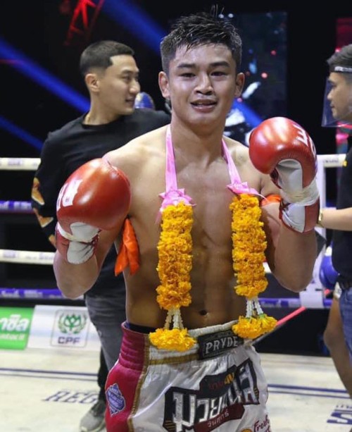Vidéo SANGMANEE bat RUNGKIT au Rangsit Stadium