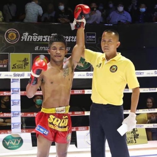 Vidéo RODTANG impose au Nonthaburi Stadium